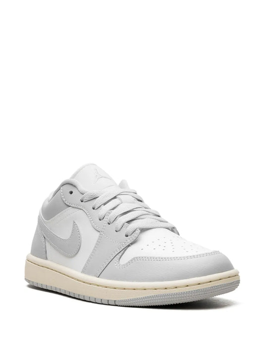 Jordan Air Jordan 1 Light Grey