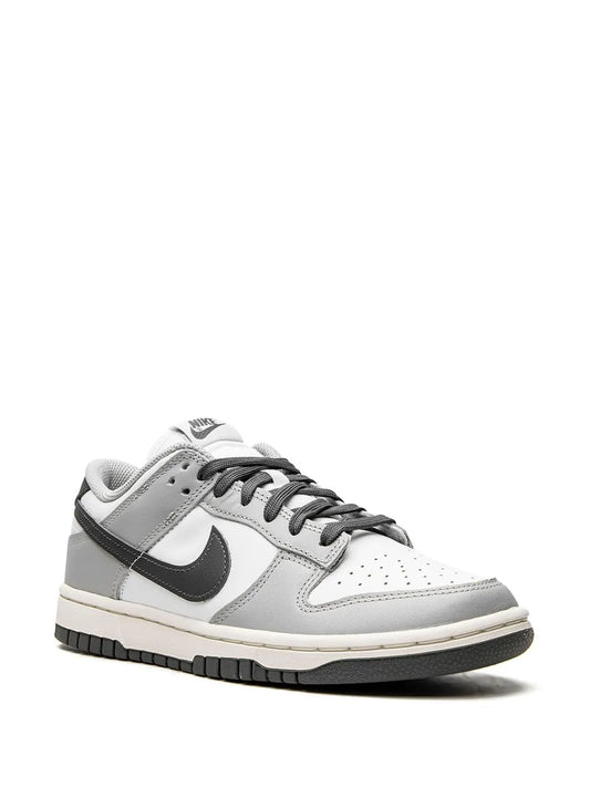 Nike Dunk Low Light Smoke Grey (W)