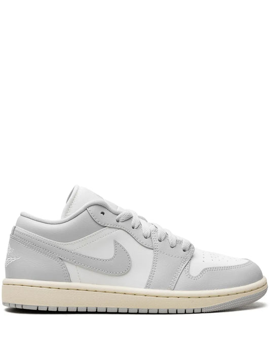 Jordan Air Jordan 1 Light Grey